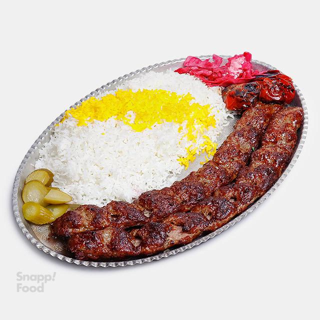 چلو کباب کوبیده لقمه زعفرانی